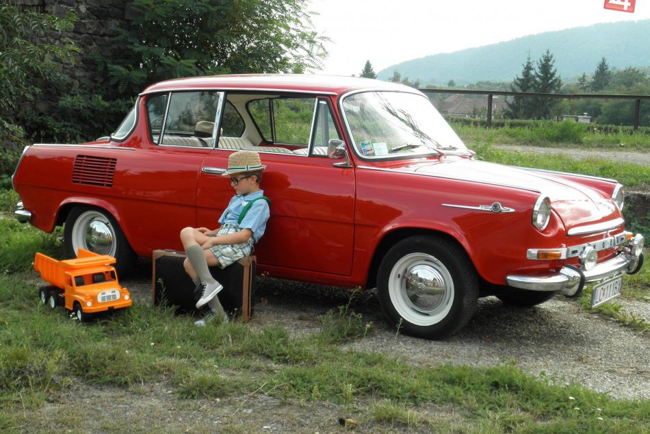 V OBRAZOCH: Vespa 400 a ďalšie veterány zo zbierky Lučenčana Miroslava Nagya