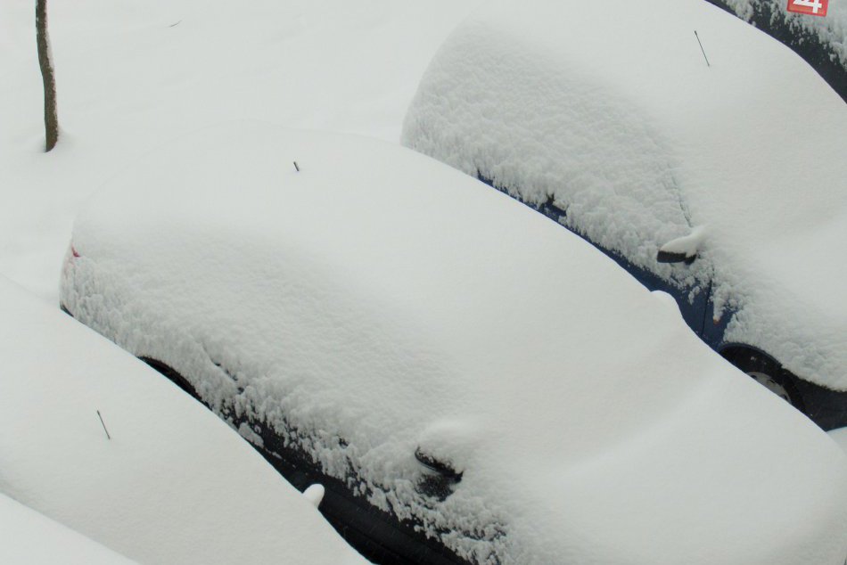 OBRAZOM: Perinbaba so svojou bielou perinou Prešov zmenila na nepoznanie