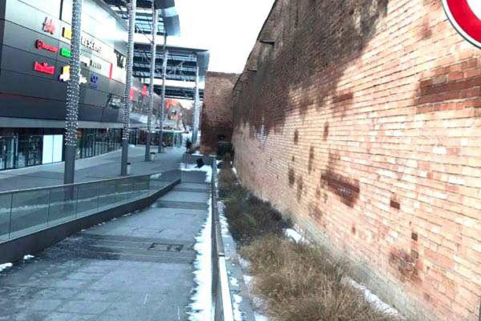 Hradobná veža v Trnave sa má dočkať obnovy 