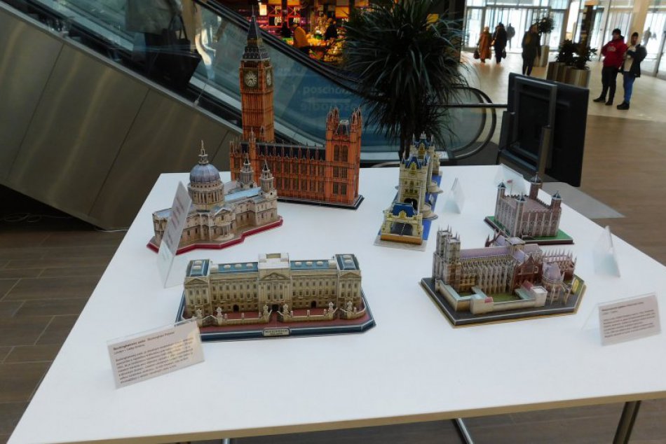 V OBRAZOCH: Známe svetové stavby v Lučenci