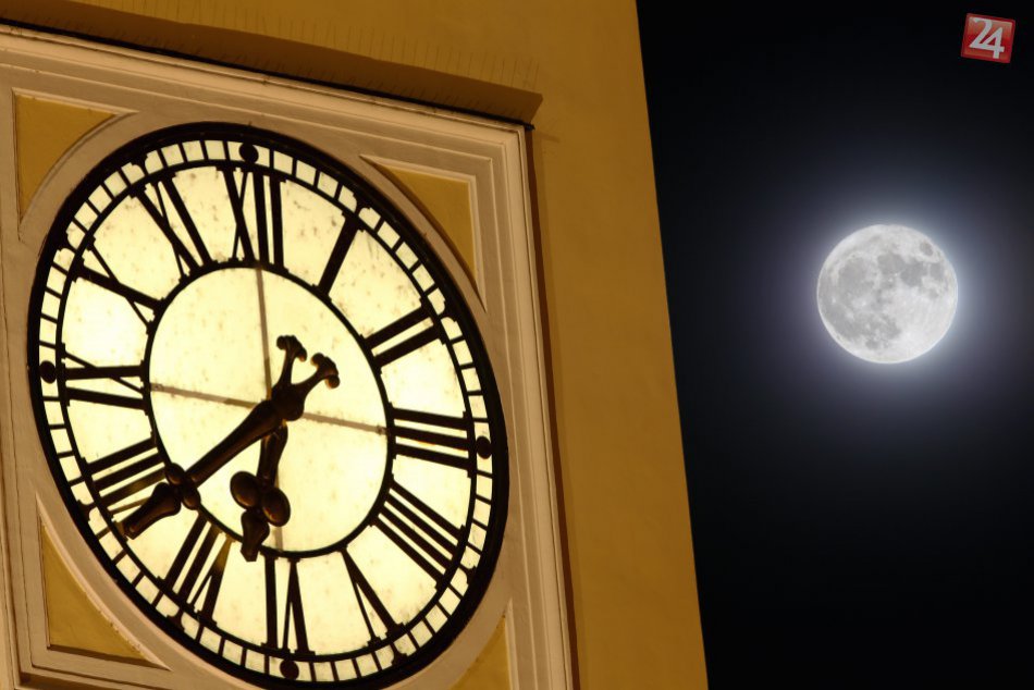 V OBRAZOCH: Hodinová veža v Bystrici