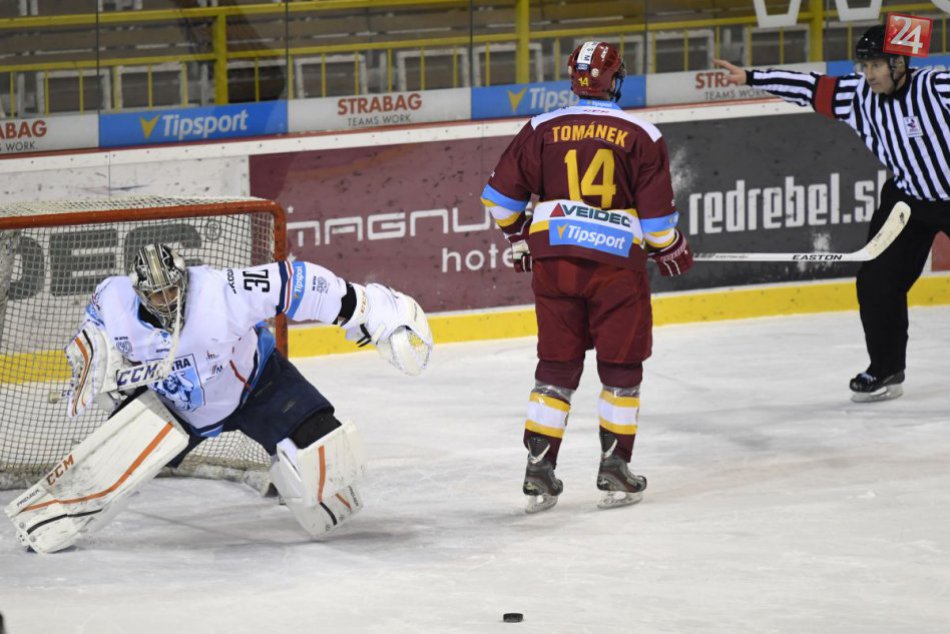 FOTO: Nitra v Trenčíne za dva body, rozhodli až nájazdy