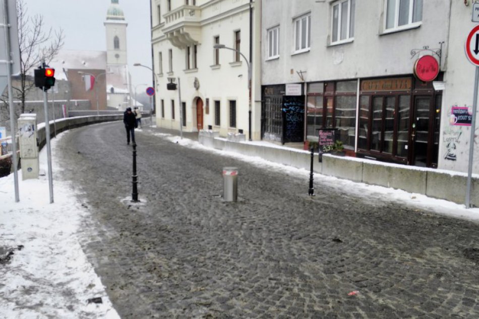 Regulovanie vjazdu na Židovskú ulicu