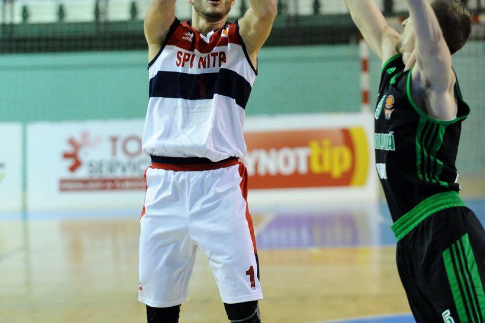 Prehra na domácej palubovke: Basketbalisti Nitry proti Handlovej neúspešne, FOTO