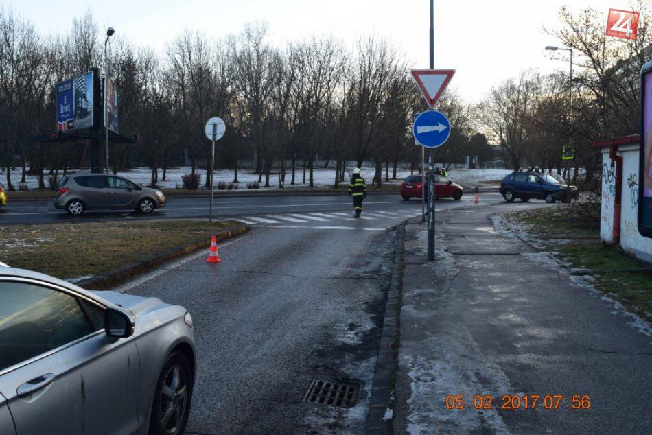 Dopravná nehoda na Tomášikovej