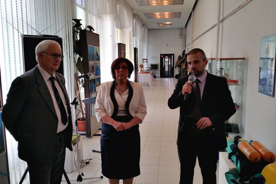 Obrazom: Potápač z okolia prezentuje svoju zbierku