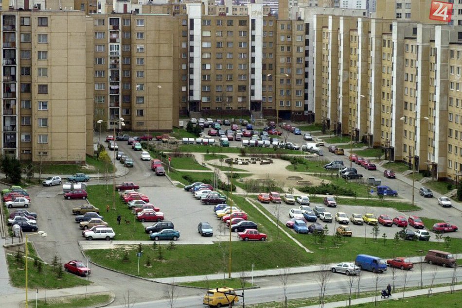 Parkoviská na Ťahanovciach pred takmer 20 rokmi