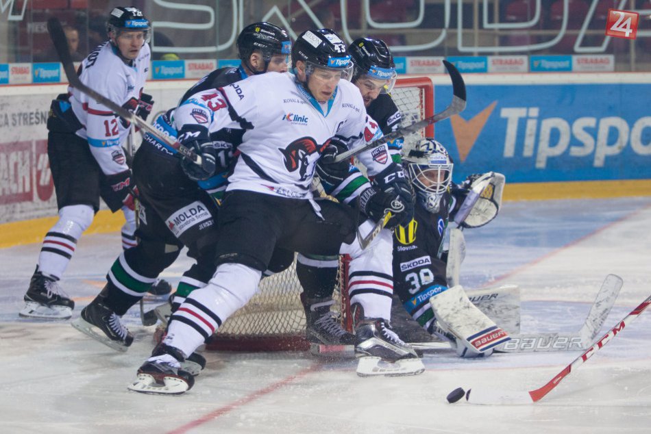 V OBRAZOCH: Barani so skvelým štartom v play-off. Zámkom nedali žiadnu šancu