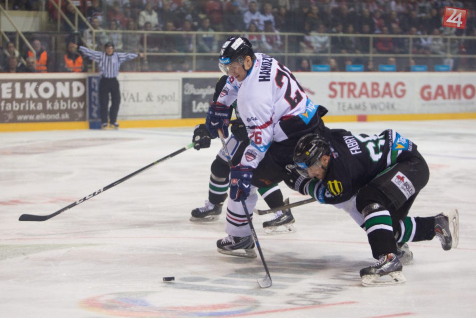 HC'05 Banská Bystrica – HC Nové Zámky 8:2 / 1.zápas štvrťfinále