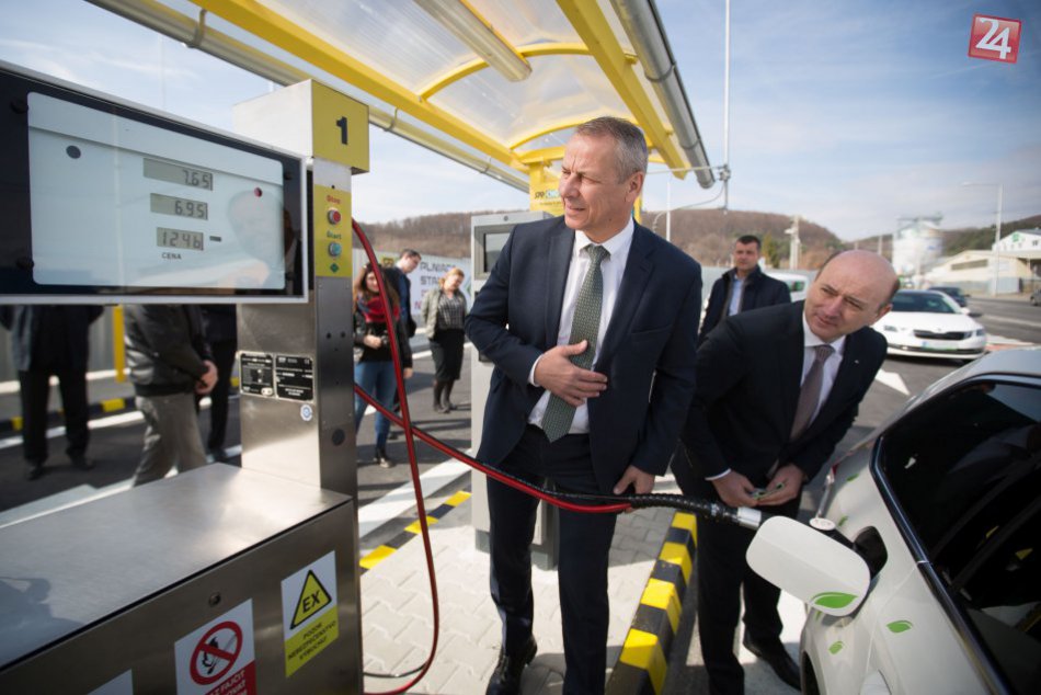 V OBRAZOCH: Nová plniaca stanica CNG v Banskej Bystrici