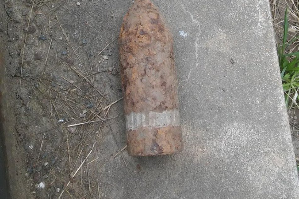 Jarné práce môžu byť aj nebezpečné: V Nitrianskom kraji našli funkčnú muníciu