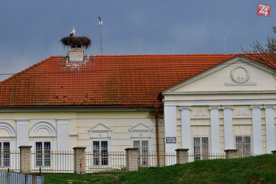 Obrazom: Nazrite do súkromia operenca neďaleko nášho mesta!