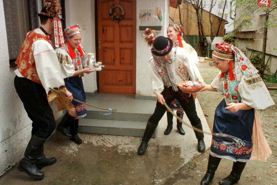 Veľká noc vo Vajnoroch