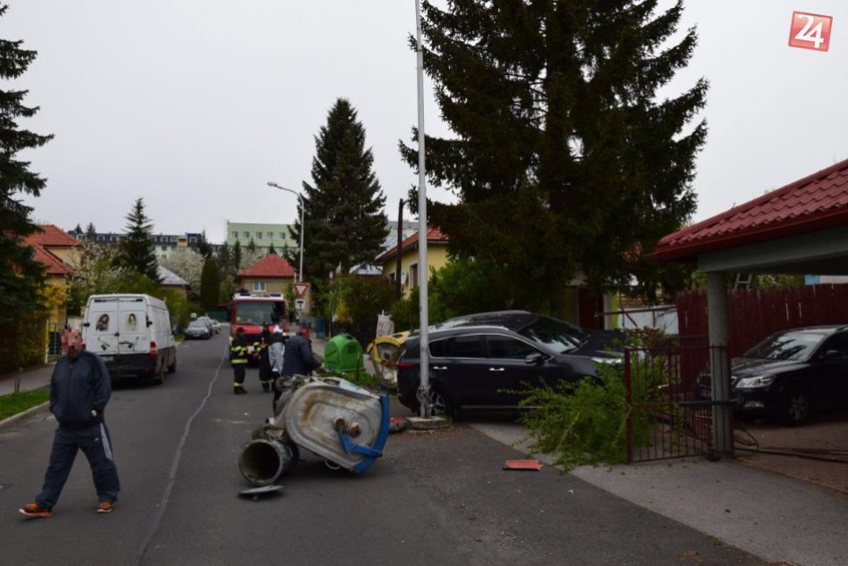 V OBRAZOCH: Mladý Bystričan spôsobil pri nehode tisícové škody