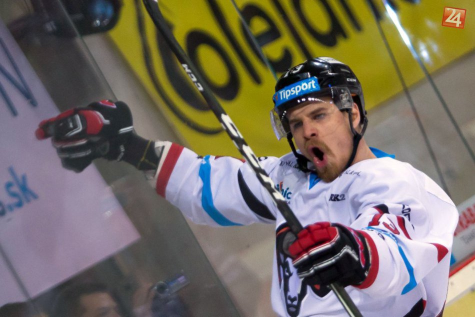 V OBRAZOCH: Historický titul je v rukách bystrických hokejistov