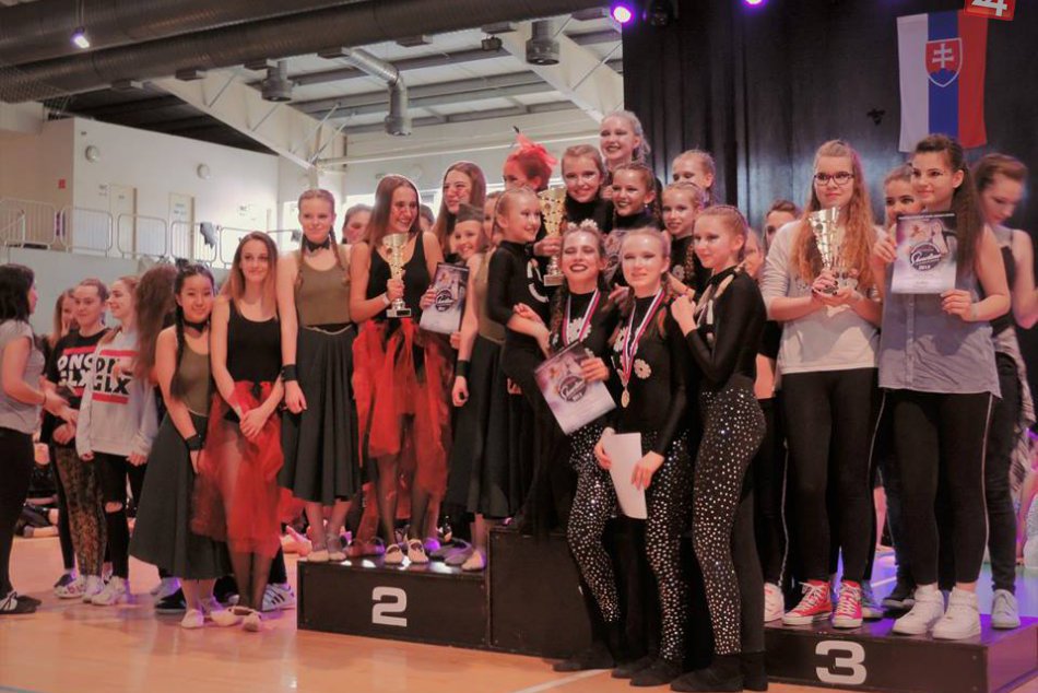 FOTO: Tanečná skupina UNITAS z Hlohovca sa predstaví na Majstrovstvách Európy
