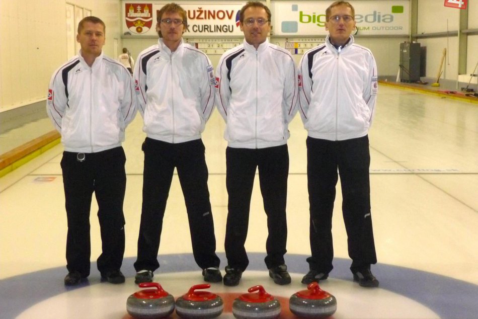 Striebro pre Curling Club na MSR