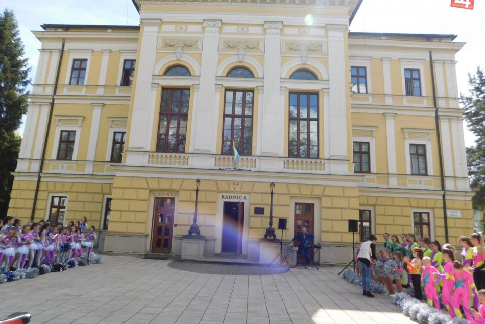 To treba vidieť: Novomanželia zo Spišskej zažili po obrade dojemné prekvapenie