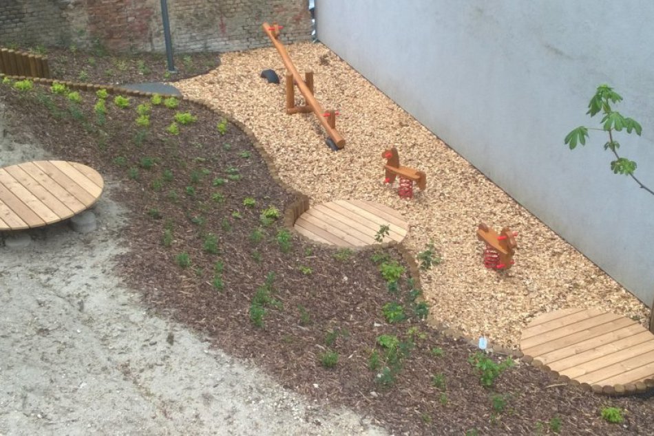 Parčík Svoradova (máj, 2017)