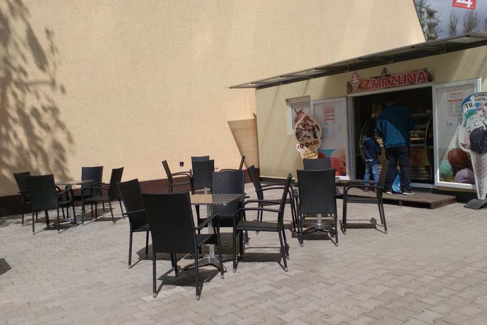 V OBRAZOCH: Zmrzlinári v Brezne už odštartovali sezónu