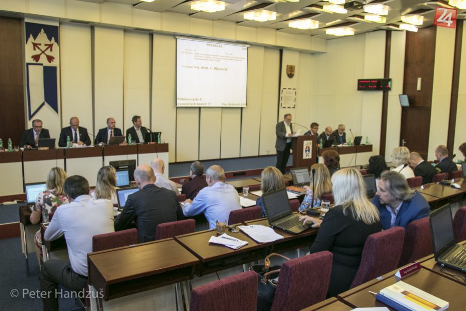 Popradskí mestskí poslanci sa po 2. krát stretli neplánovane