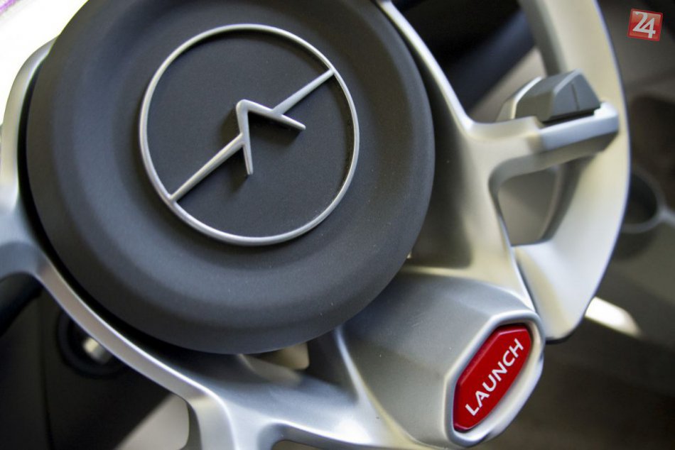 Zákazníci sa dočkajú svojho AeroMobilu: K ľuďom sa dostane už v roku 2020