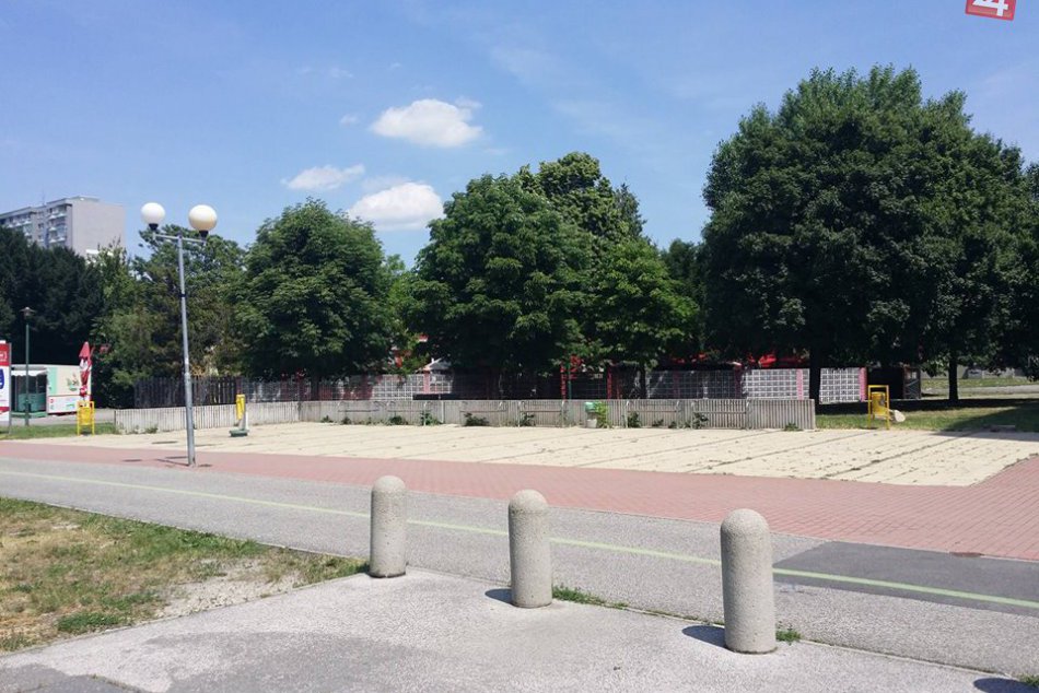 ZUŠ Daliborovo námestie a pohostinstvo Lipa