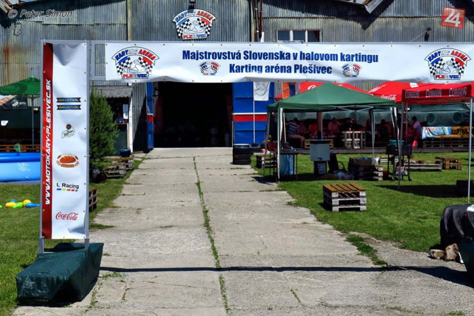 Obrazom: Majstrovstvá SR v halovom kartingu - Plešivec