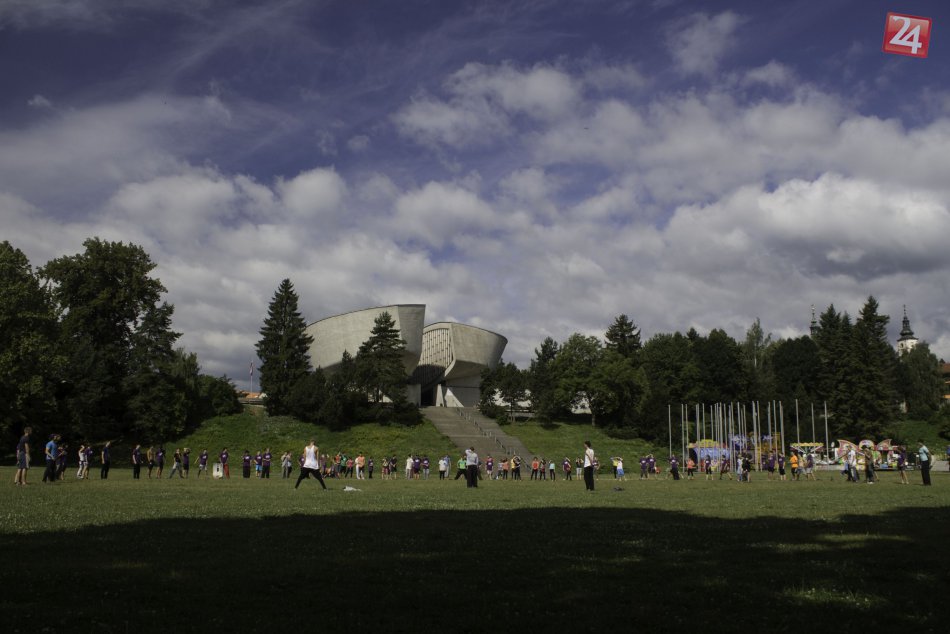 V OBRAZOCH: Veľké stretnutie parkouristov po siedmykrát v Bystrici