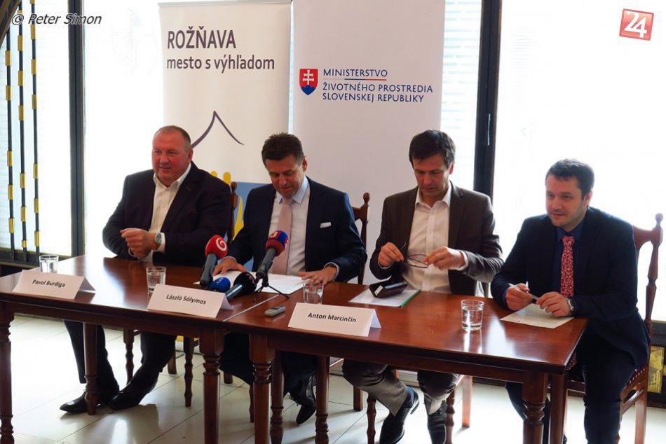 Obrazom: Brífing Ministerstva životného prostredia SR v Rožňave