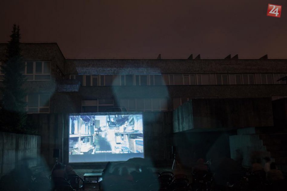 V OBRAZOCH: Bystrické Kino v bazéne opäť ožíva