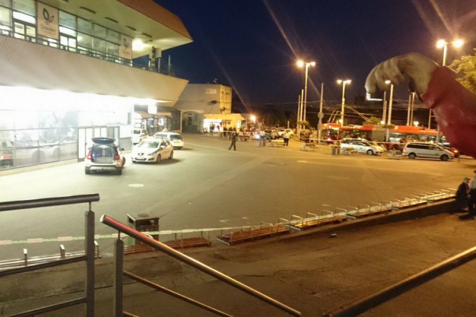Nahlásená bomba na Hlavnej stanici
