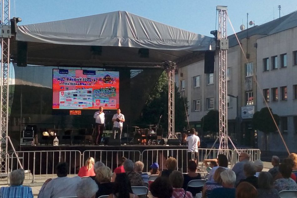 V OBRAZOCH: Zvolenské nedeľné korzo v znamení muzikálov