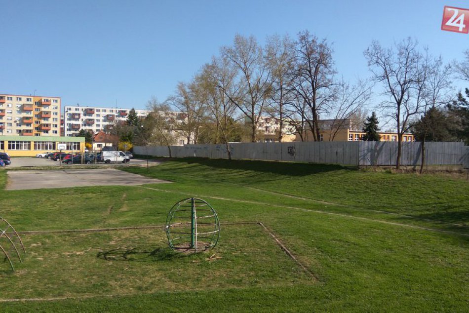 Parkovisko na Juhu dostalo zelenú (2017)