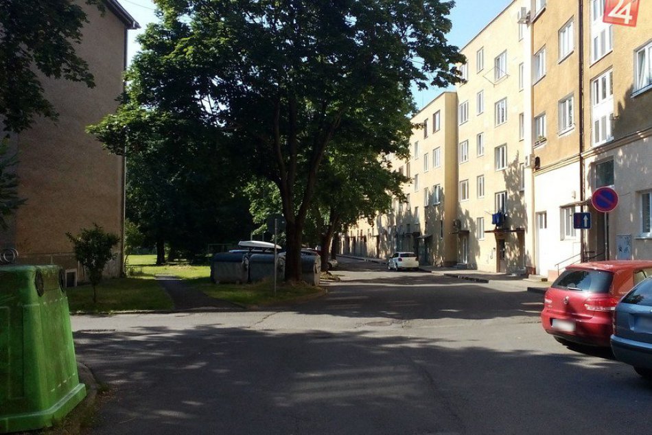 FOTO: Šoféri, všimli ste si? Na tejto ulici v Humennom došlo k zmene!