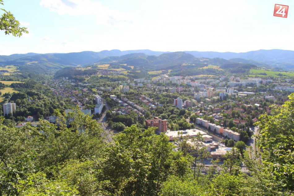 V OBRAZOCH: Krása Bystrice zachytená z Urpína