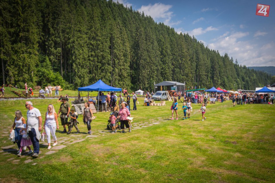 V OBRAZOCH: Deň stromu vo Vydrovskej doline plný atrakcií