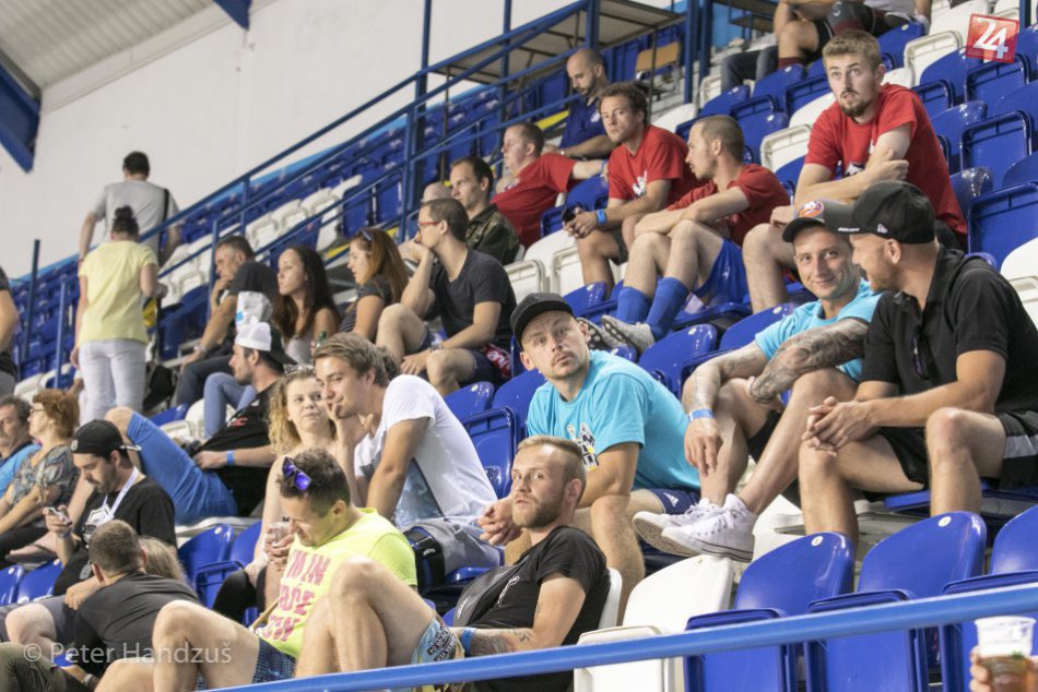 12. ročník Hokejbalového turnaja fanklubov - Sobota