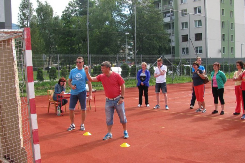 V OBRAZOCH: Revúcki učitelia sa nahodili do športového