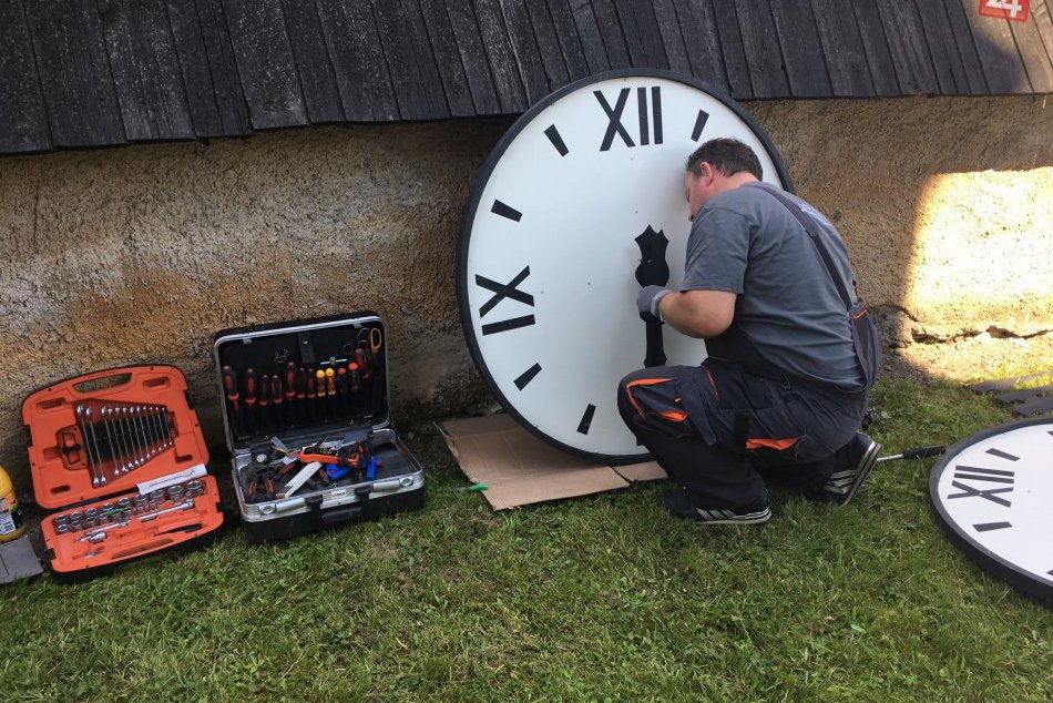 V OBRAZOCH: Kostol sv. Michala zdobia hodiny s odbíjaním