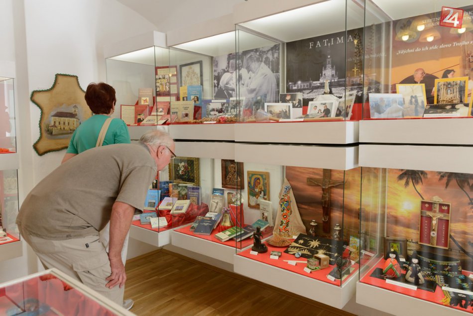 FOTO: Novinky na Nitrianskom hrade, pozornosť najviac púta kardinálova rušička