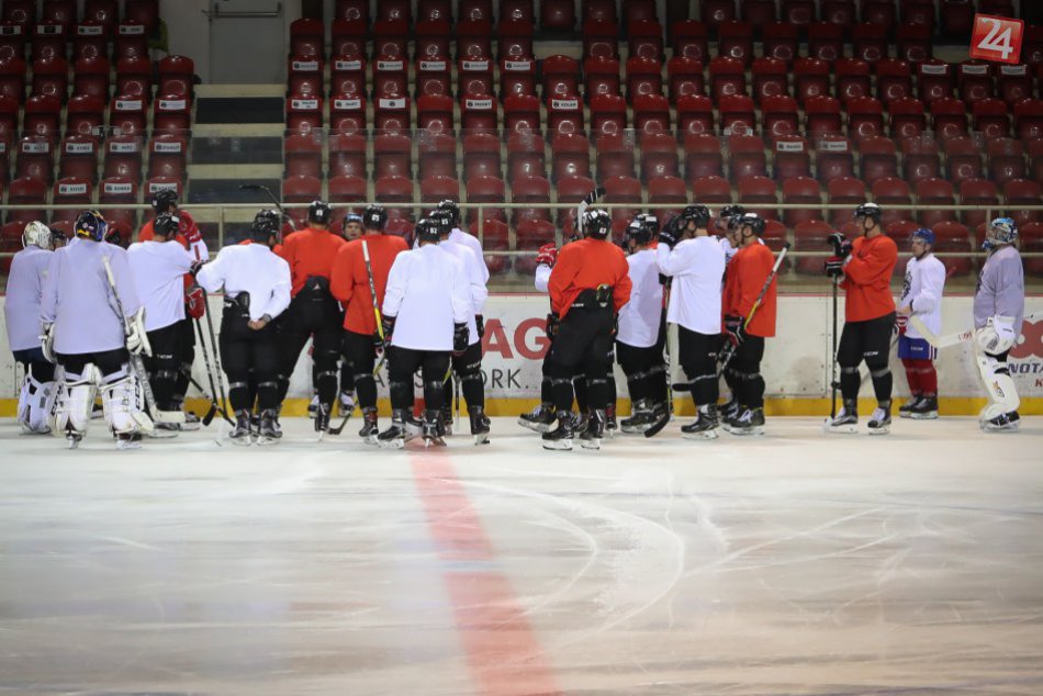 V OBRAZOCH: Bystrickí barani odštartovali prípravu na ľade