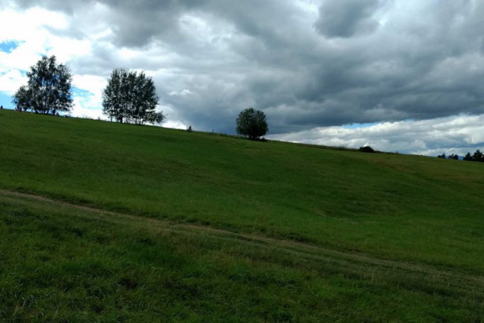 Už ste niekedy boli na Ďurkovci? Čaká vás krásna príroda aj plno zaujímavostí