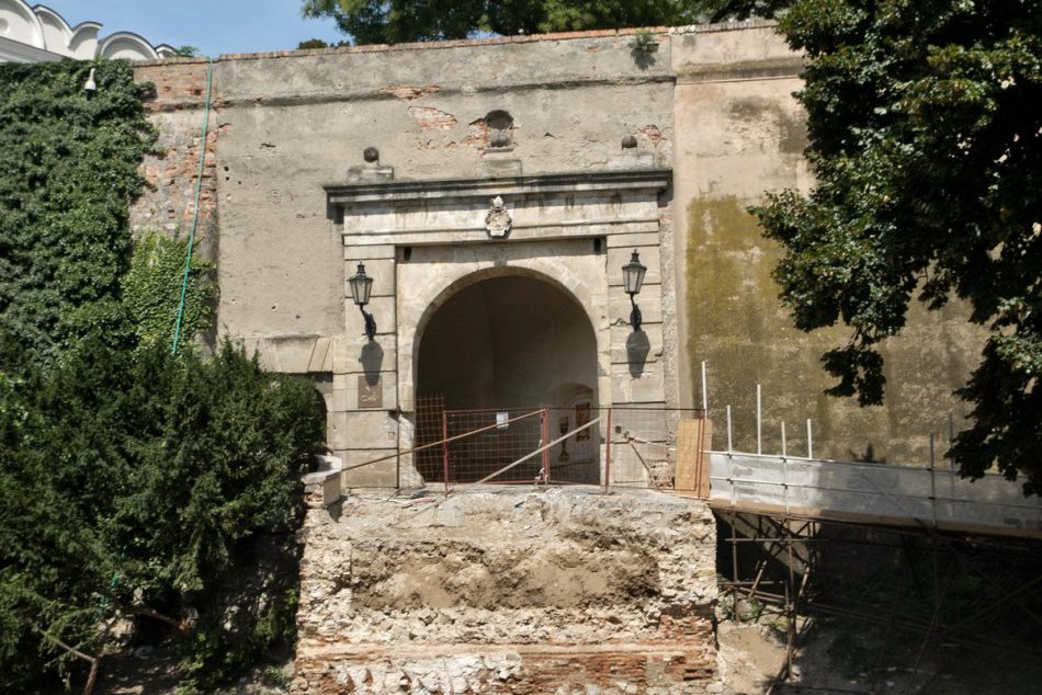 Minulosť našej dominanty: 10 najdôležitejších historickýh období Nitrianskeho hr