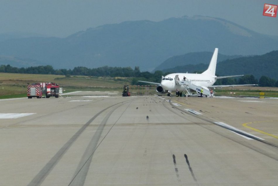 V OBRAZOCH: Vojaci zasahovali pri pristátí egyptského lietadla