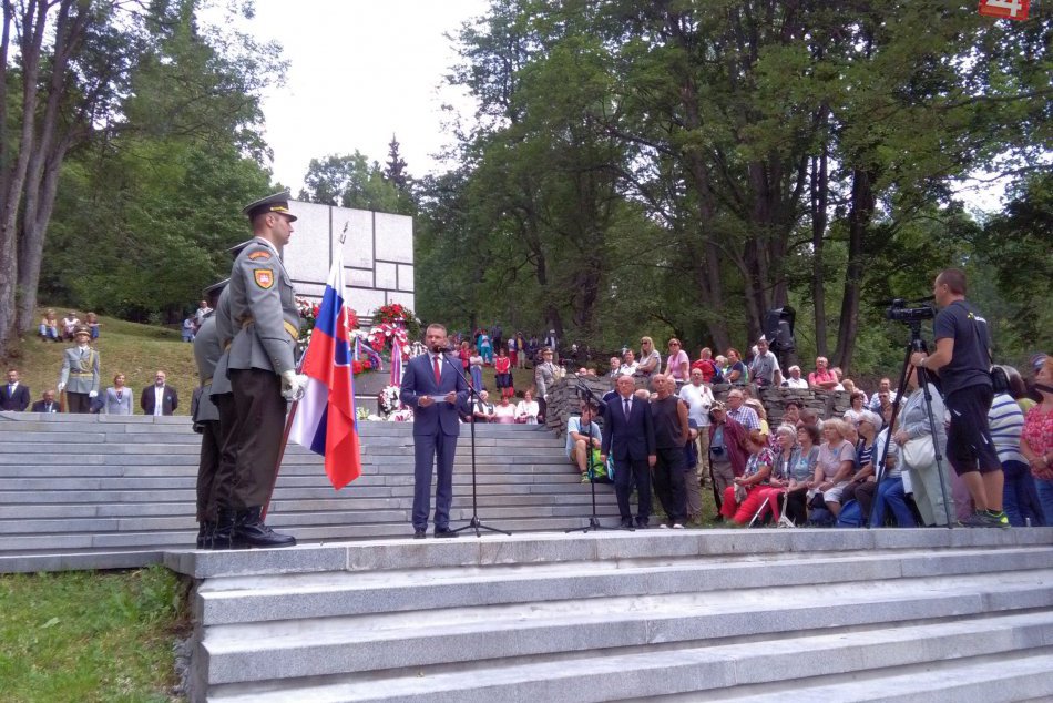 V OBRAZOCH: V Kališti sa stretli tísice ľudí. Spomínali na hrôzy vojny