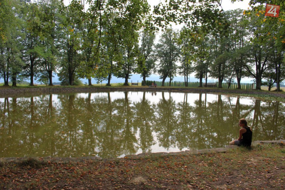V OBRAZOCH: Tajch pri Sebedíne. Čarovné miesto, kde lipy bozkávajú hladinu