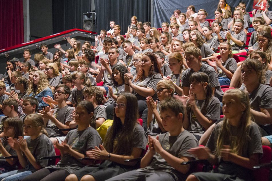 Slávnostná promócia Detskej Univerzity Komenského