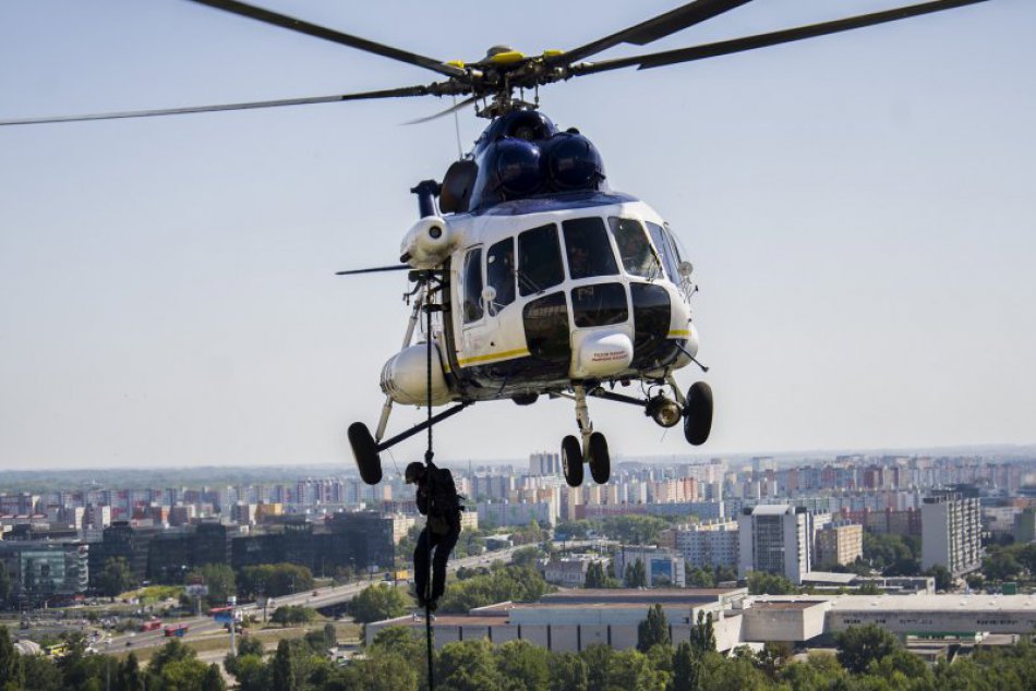 Generálka osláv 25. výročia prijatia Ústavy SR