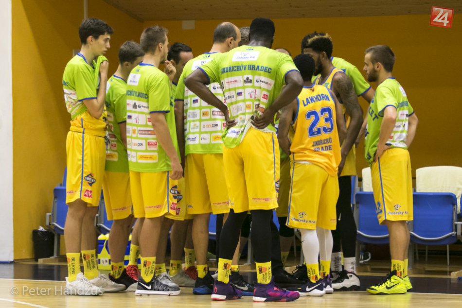 BK Fio Banka Jiňdrochuv Hradec - Iskra Svit